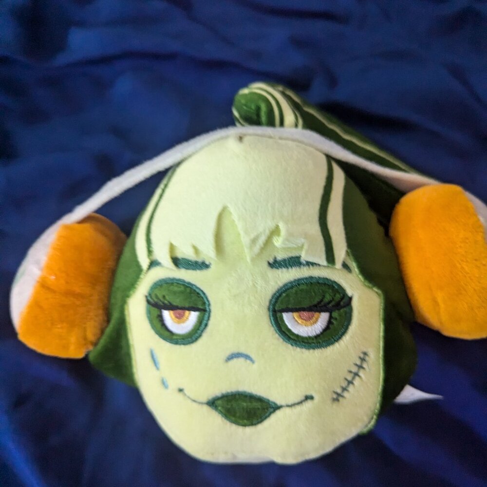 Carmella Creeper Limited Edition Rare Singing Plush